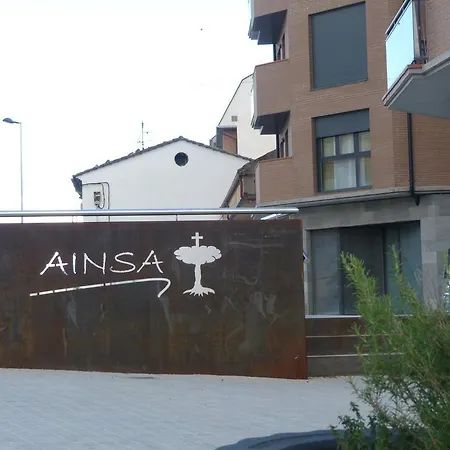 Puerta De Ordesa 아파트